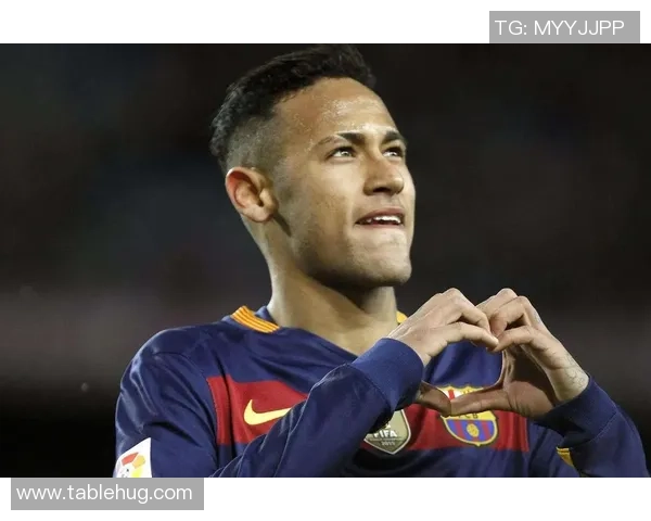 足球明星头像合成图集展现球场巨星风采与个性魅力的完美结合