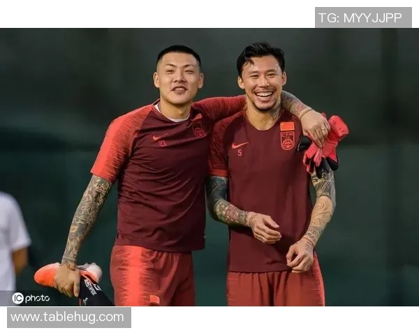 重庆足球队的灵活战术揭秘与球队发展历程分析 重庆足球队的灵活战术揭秘与球队发展历程分析